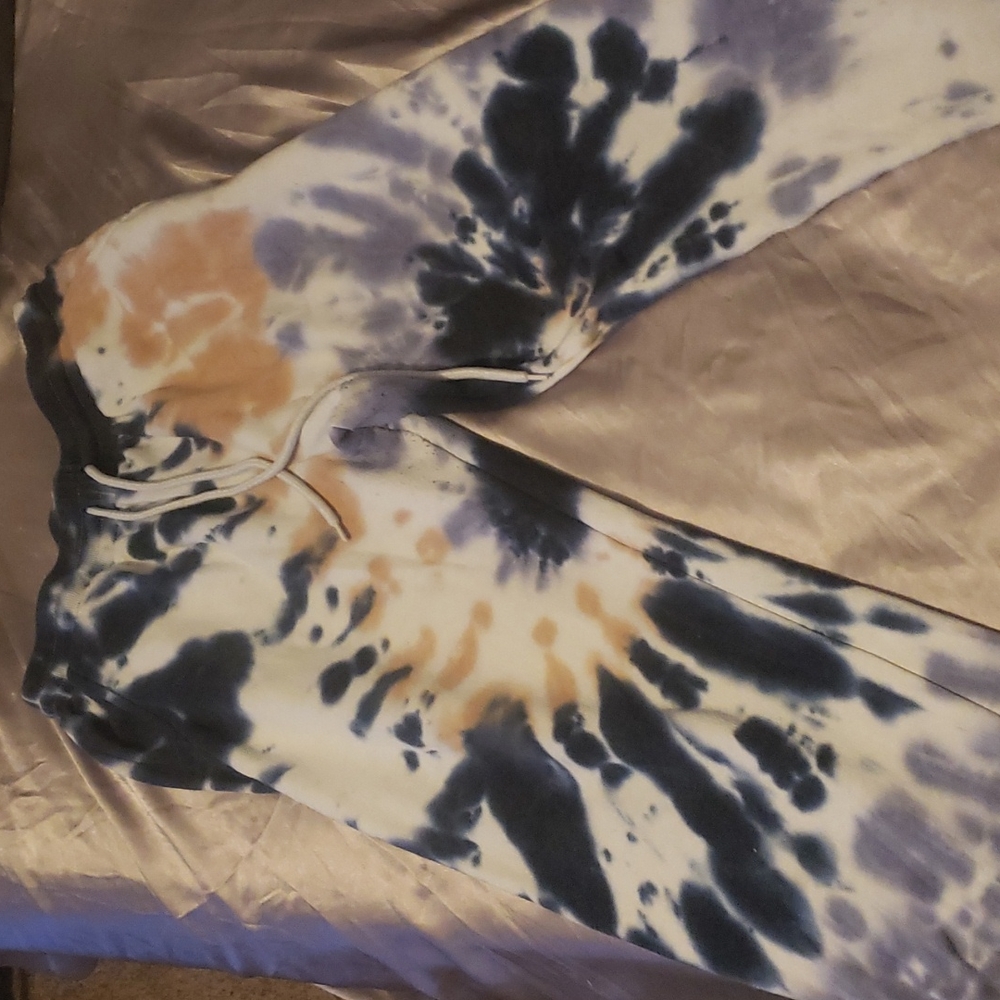 Colorful tie dye highwiasted joggers